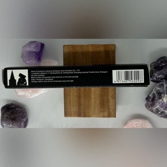 Amy’s Diary Asian Brand Eyeliner Pen & Wing Stamp Eyeliner Black - Picture 2 of 2